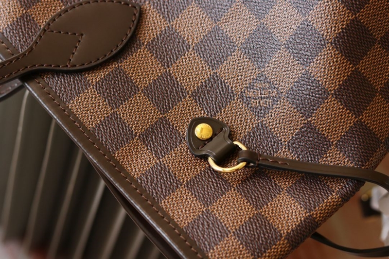 LV Shopping Bags